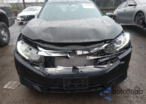 2018 Honda Civic Lx z USA, uszkodzony, nr VIN 2HGFC2F57JH530576